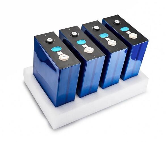 3.2V Li-ion Lifepo4 100ah Células de bateria prismáticas LFP grau A 104Ah 2