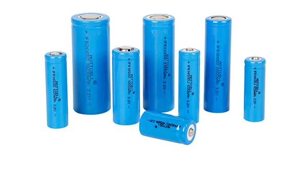 14500 3.2V Bateria de lítio recarregável de cilindro AA Tamanho 600mAh 500mAh 8
